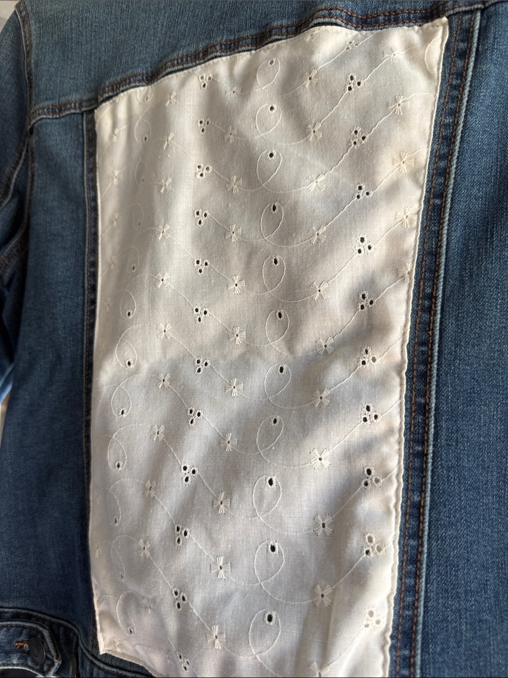 Jacket - Picture 3 of 4